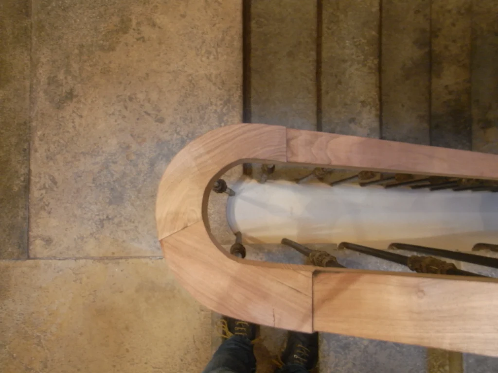 Rampe d'escalier en bois drome